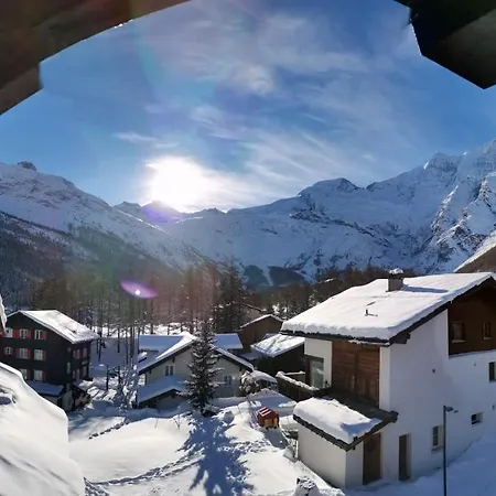 Delphin Апартаменты *